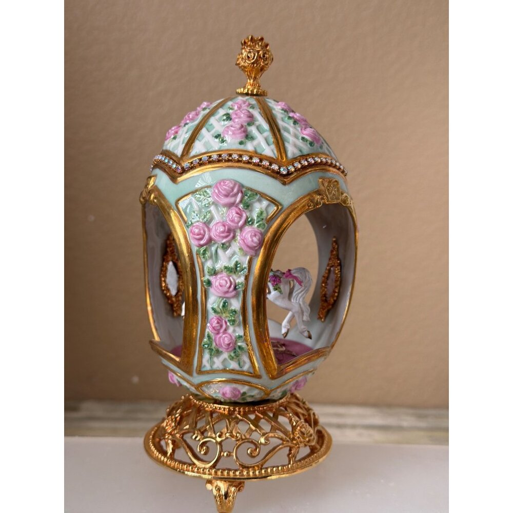 Franklin Mint House of Fabergé Carousel Horse Musical Egg  7" - No Box or COA - Picture 4 of 13